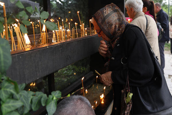 DEDA VULETU IZ SELA KRAJ ALEKSINCA STIŽE NAJLEPŠI POKLON ZA 100. ROĐENDAN: Meštani će konačno izgraditi CRKVU!