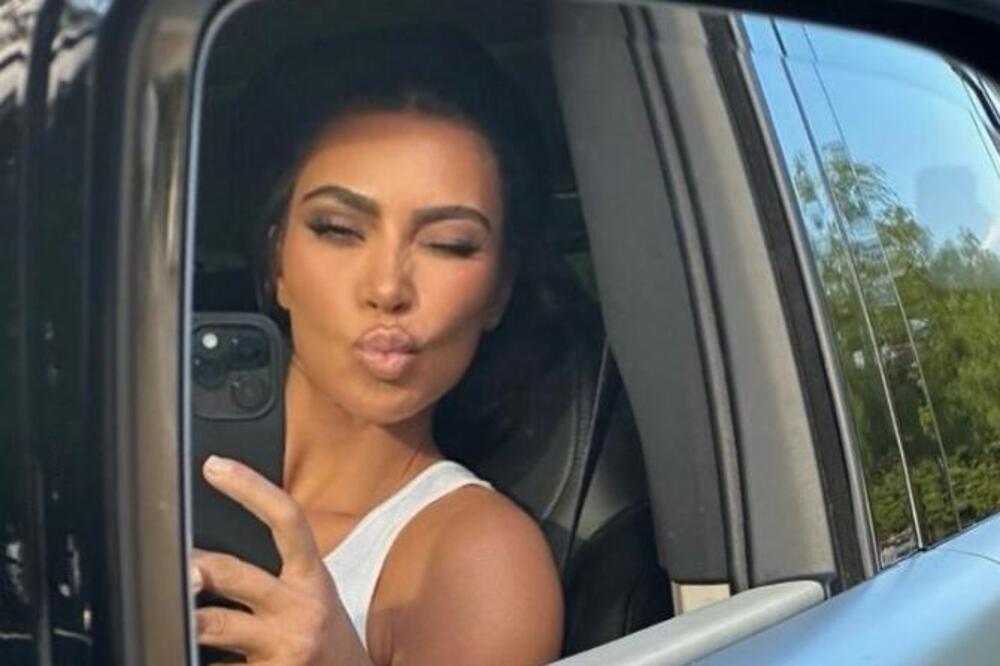 OKO NJE SVE PRŠTI OD LUKSUZA, ALI ONA IMA STROGA PRAVILA: Čak ni SESTRI ne želi da popusti, o ovome svi BRUJE