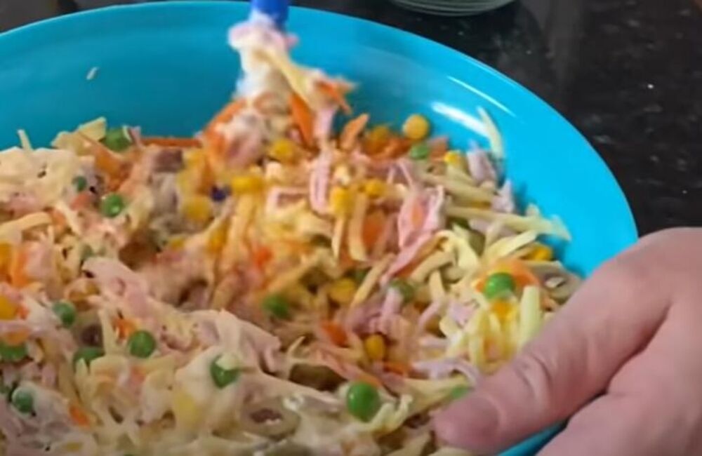 Smesa za slanu tortu sa ruskom salatom