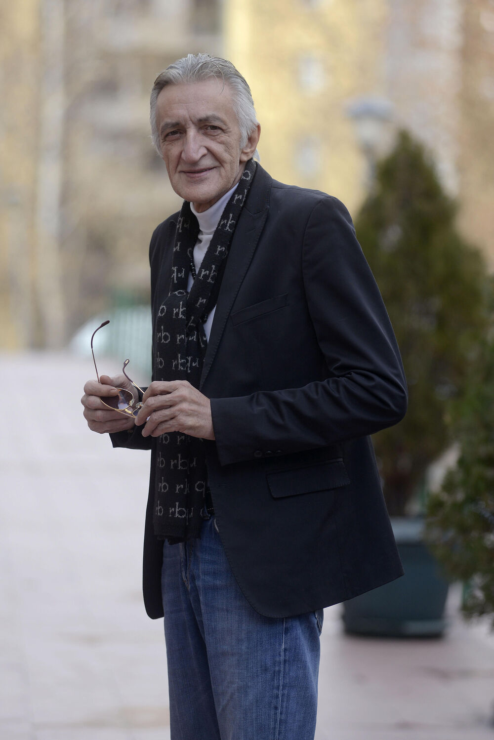 Mirko se nakon smrti sina skroz povukao, ali je otkrio da će nastaviti da se bavi muzikom, jer je to njegov Aleksandar voleo.