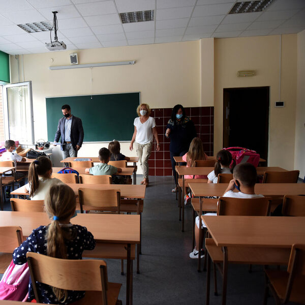 Spisak upisa stručnih škola je pred vama: Ovo je važno za đake, za neke treba preko 90 poena da biste upali