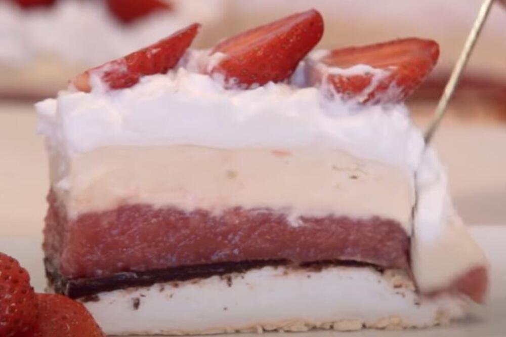 NAPRAVITE NAJUKUSNIJU TORTU KOJU SVI OBOŽAVAJU NA MALO DRUGAČIJI NAČIN: Zbog jednog sastojka je JOŠ UKUSNIJA