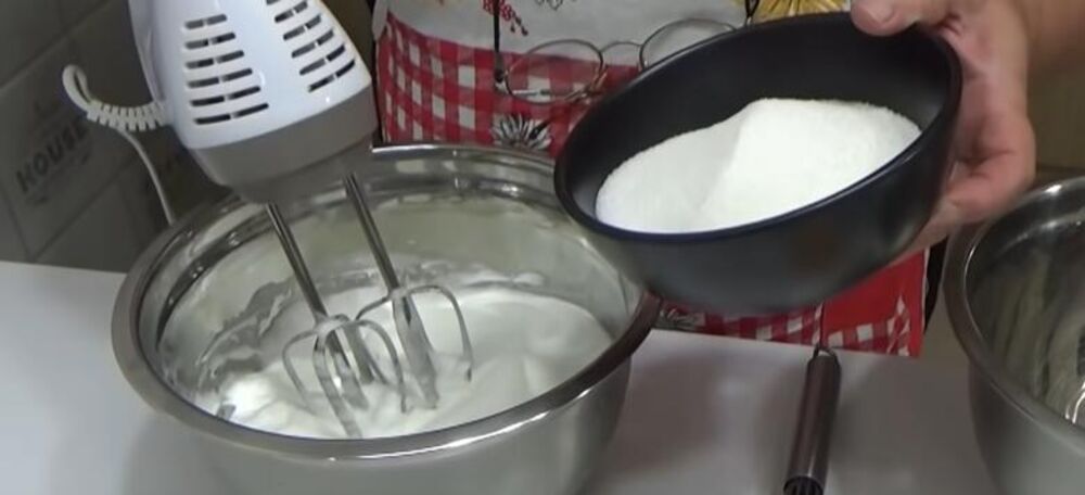 Pravljenje fila za Mokinu tortu