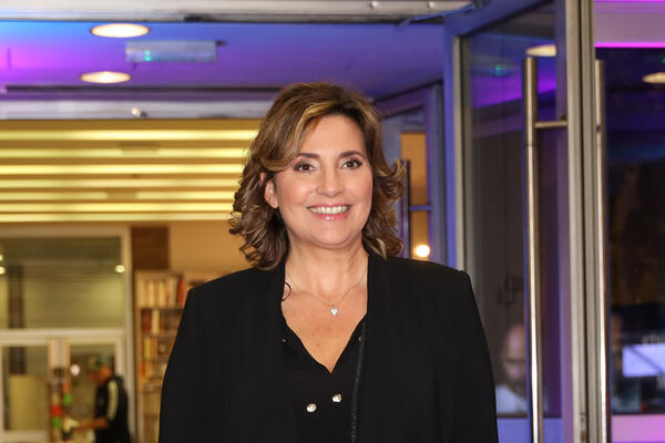 MILICA MILŠA DOČEKALA NOVU GODINU DALEKO OD SRBIJE: Evo gde se BAŠKARI lepa glumica, ovako UŽIVA ovih dana