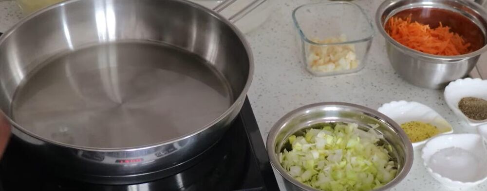 Sastojci za posne punjene paprike sa Hilandara