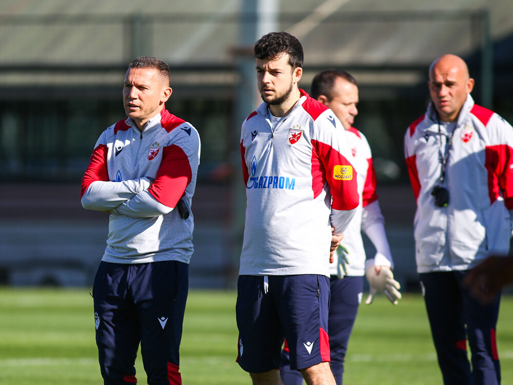 Barak Bahar i analitičar Adam David na treningu Crvene zvezde