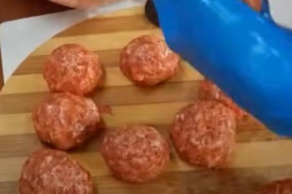 AKO VAM JE MESO PREVIŠE MASNO DODAJTE MU JEDAN SASTOJAK I REŠIĆETE PROBLEM: Ovo je caka koju svaka domaćica zna