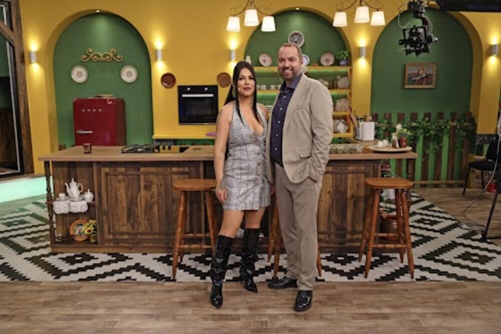 DANAS NA MENIJU KOD SEKE I RAŠE KROMPIR HARMONIKA! Ne propustite sjajne specijalitete na Kurir televiziji od 18h