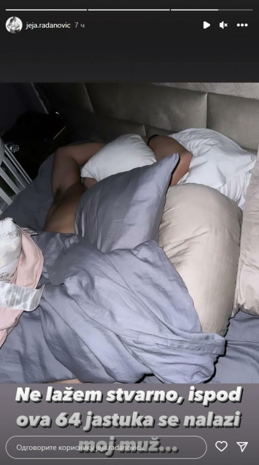 Sloba Radanović potpuno go, Jelena objavila fotku