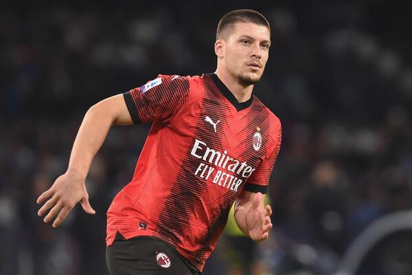 DA LI JOVIĆ I MILAN NASTAVLJAJU ZAJEDNO? Nove informacije oko reprezentativca Srbije (FOTO)