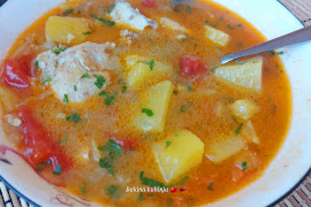 PRAVO JESENJE JELO NA KAŠIKU KOJE ĆE VAS DRŽATI SITIM CEO DAN: Baka podelila RECEPT za savršen SRPSKI RUČAK