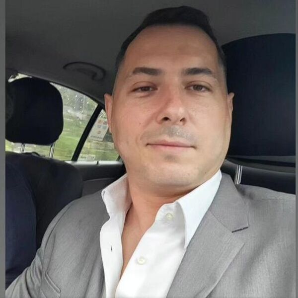 UDARNO! Sin poznate folkerke ulazi u Elitu 9! Nakon mlađeg, na red došao i STARIJI