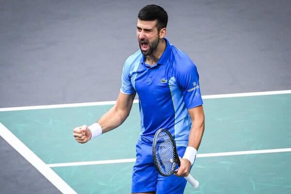 SVE JE STALO U ČETIRI REČI: Brutalna poruka Novaka Đokovića posle titule u Parizu, internet GORI! (FOTO)