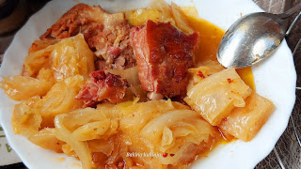 Kuvani Kiseli Kupus Sa Mesom Bakin Recept kuvani-kiseli-kupus-sa-mesom-bakin-recept