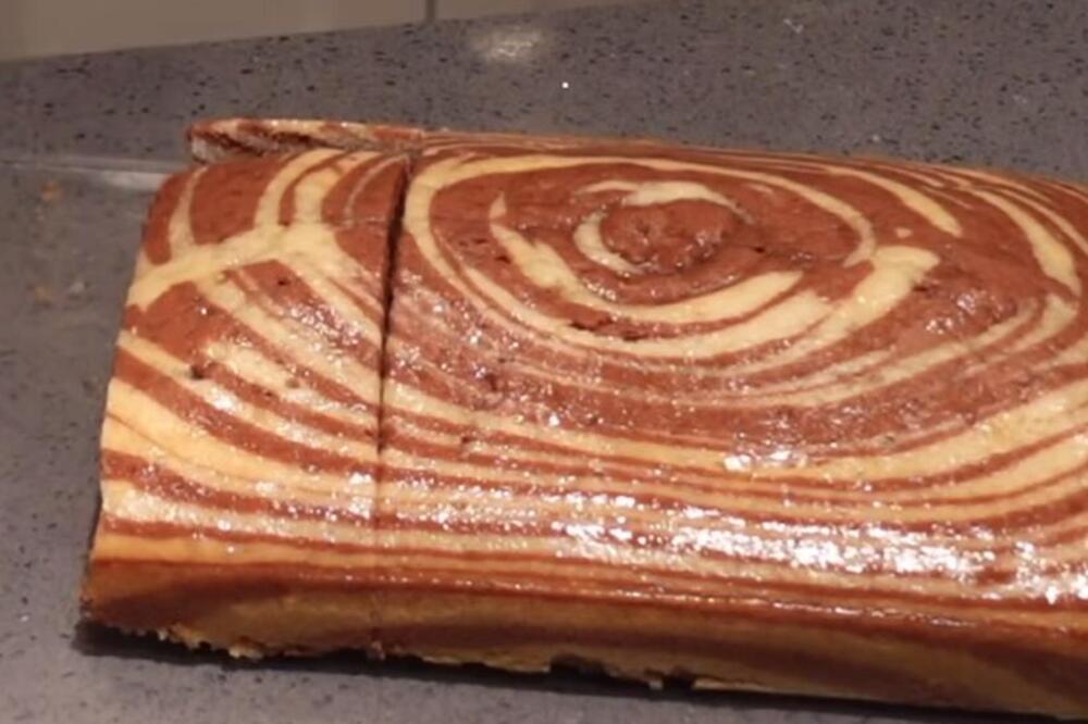 Sprema se baš lako, ukusan je, i uopšte nije skup! Zebra kolač će biti i omiljena poslastica dece zbog izgleda!