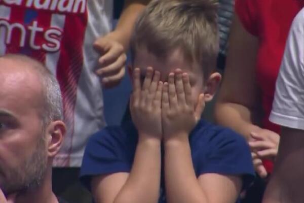 MALOG FILIPA JE UPOZNALA CELA SRBIJA: Crvena zvezda priredila NEZABORAVAN dan najvernijem navijaču - Jago ispao LAF