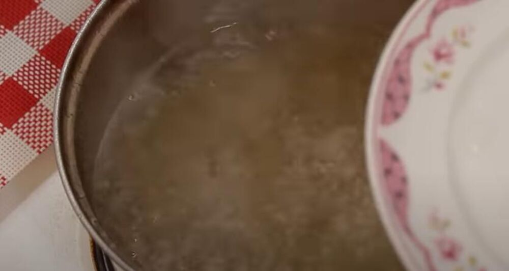 Preliv za posnu baklavu u šerpi