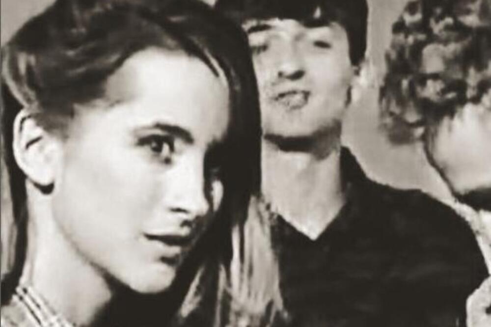 JUGA JE GLEDALA U KULTNOJ SERIJI, SCENE U KOJIMA JE IGALA I DANAS SE PAMTE: Ostvarila USPEH I NESTALA, evo je danas