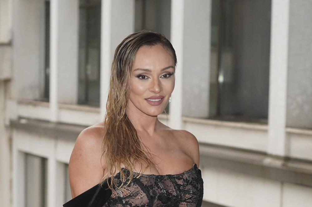 ADAM REKAO DA NISU U KONTAKTU, A NI ANABELA NA NJEGOVE REČI NIJE OSTALA NEMA: Ovo misli o njemu, bila je ISKRENA