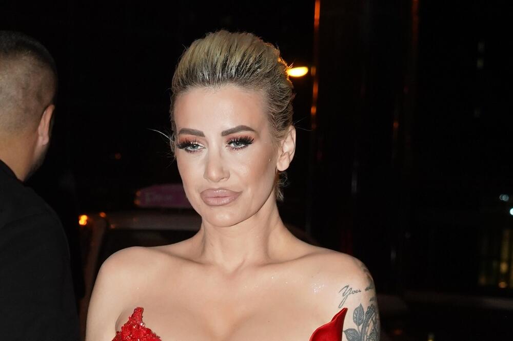 NAKON ŠTO JE OTKRILA DA SE VRAĆA NA PINK, OGLASIO SE I OVAJ ČOVEK: Evo šta je imao da kaže o njenom POVRATKU