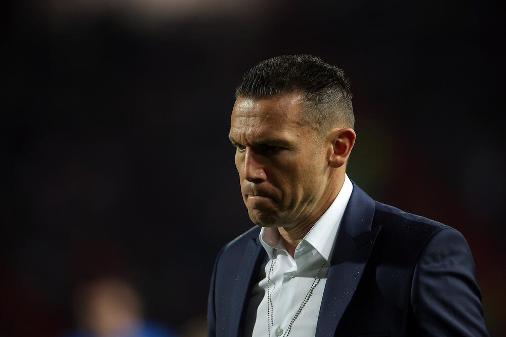 BAHAR ČUO LOŠE VESTI! U centru priče i čovek koji je sedeo na klupi Partizana (FOTO)