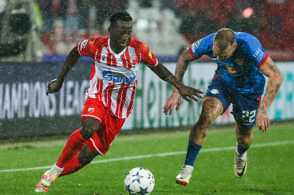 BUKARI I POSLE ZVEZDE U CRVENO-BELOM? Bratski klub spreman da "odreši kesu" za jednog od najboljih (FOTO)