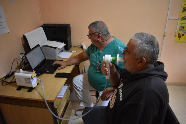 DOMU ZDRAVLjA U MALOM ZVORNIKU DONIRAN KLINIČKI SPIROMETAR: Ambasador Bugarske posetio opštinu