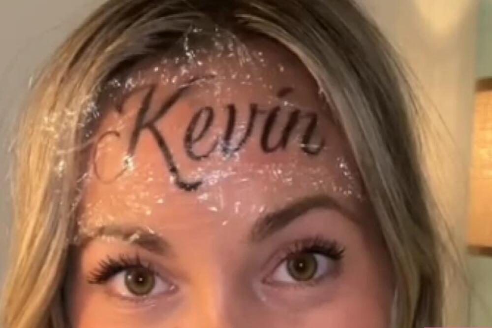 ANA ISTETOVIRALA DEČKOVO IME PREKO CELOG ČELA: Naša SRBIJA u neverici, a ona sve UBEĐUJE da ima DEBEO RAZLOG