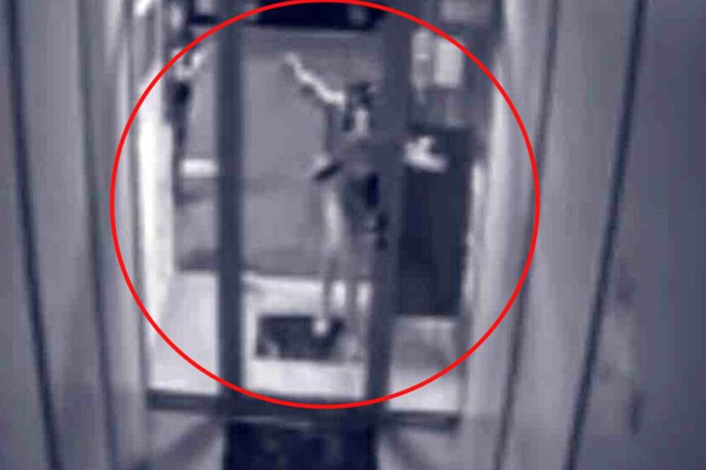 "NATERATI JE DA PLATI I DA SA MAJSTOROM ODRADI ZAMENU": Gore mreže zbog "pobesnele" NOVOSAĐANKE! (VIDEO)