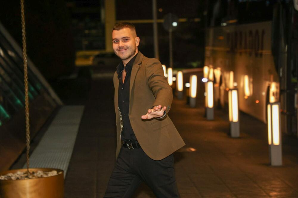 Izgled Viktora Živojinovića