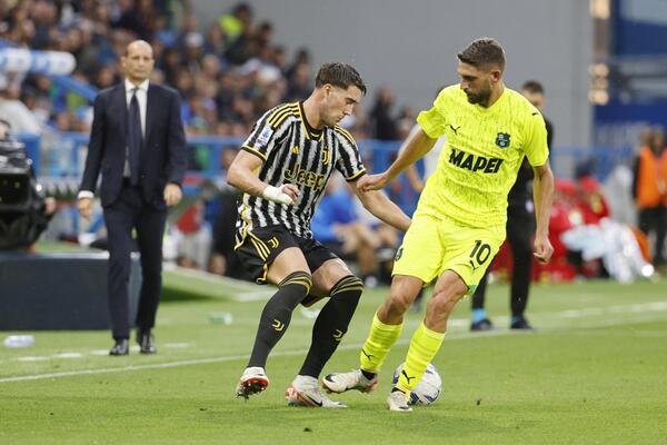 JUVENTUS UCENIO VLAHOVIĆA! Ili ovaj USLOV za novi ugovor ili odlazak i povratak napadača u Torino (VIDEO/FOTO)