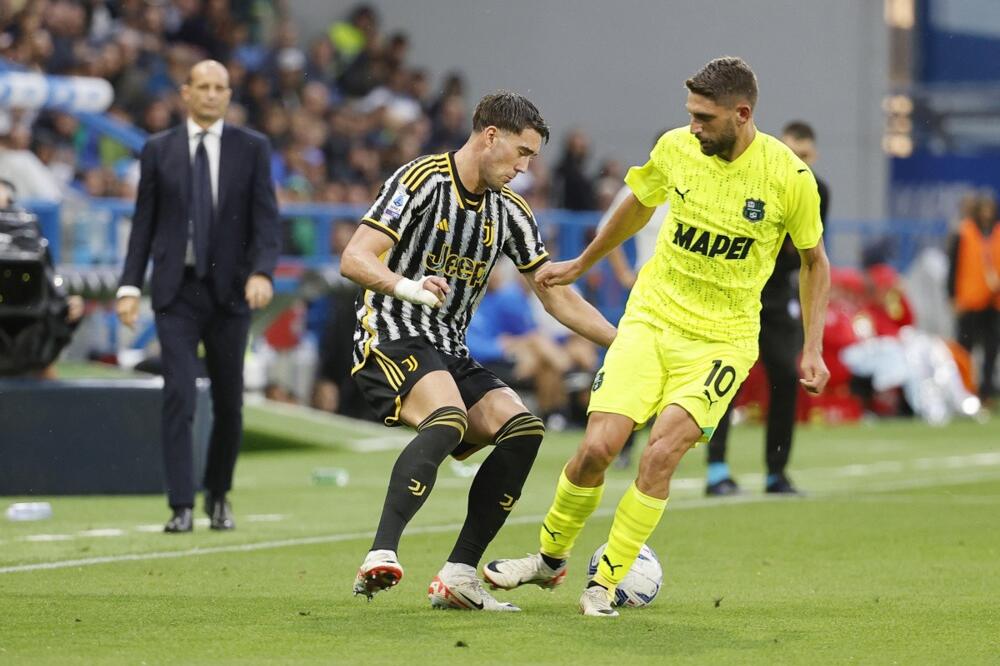 JUVENTUS UCENIO VLAHOVIĆA! Ili ovaj USLOV za novi ugovor ili odlazak i povratak napadača u Torino (VIDEO/FOTO)