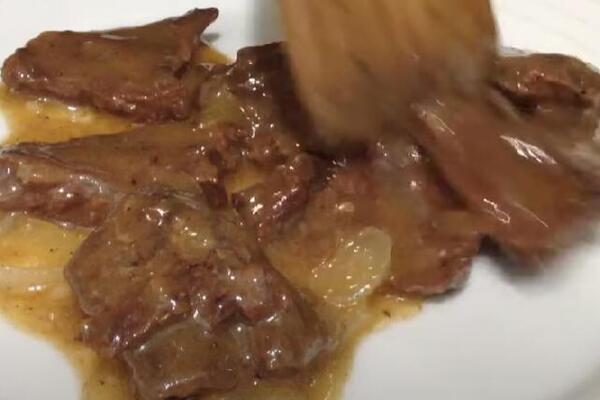 OBRNUTA MARINADA POSTALA POTPUNI HIT MEĐU KUVARIMA: Milion puta SOČNIJA OD OBIČNE, meso kao kod profesionalca