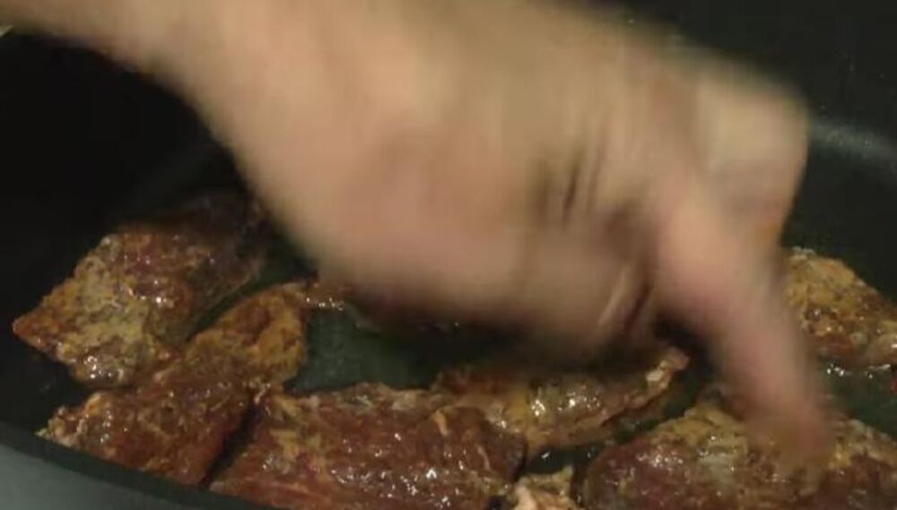 Da li i vi pipkate meso da proverite da li je mekano?