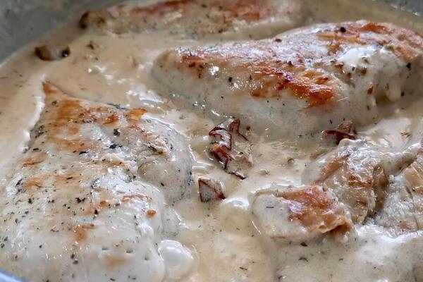 RECEPTI ZA NAJUKUSNIJE OBROKE OD SAMO 500 DINARA: Cela porodica će biti punog stomaka - brzo se pravi, a ukus kida