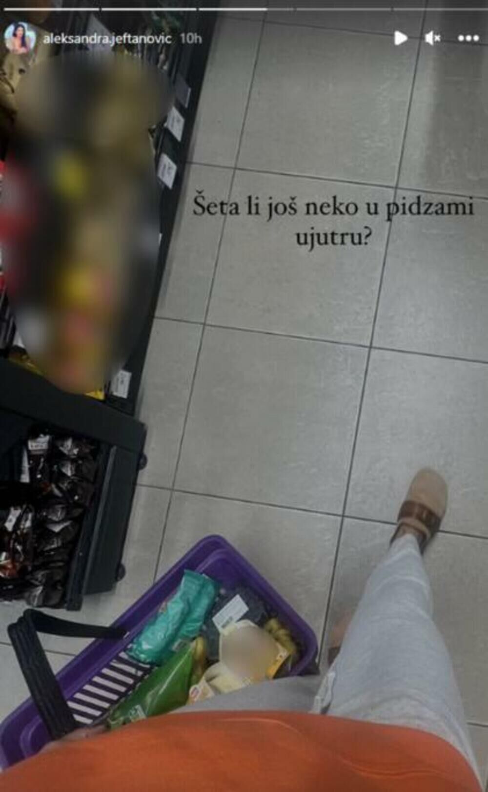 Voditeljka je svojim pratiocima postavila jednostavno pitanje