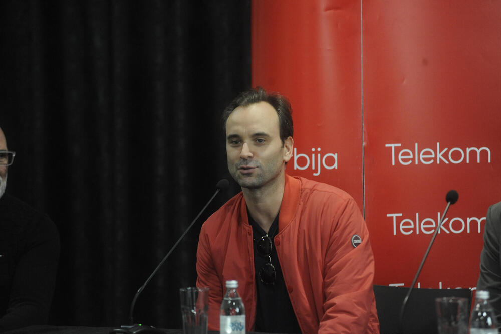 SRBI SU POLUDELI ZA OVIM GLUMCEM, A OVE INFORMACIJE O NJEMU SKORO NIKO NIJE ZNAO: Sada je SVE isplivalo