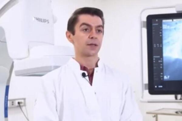 KARDIOLOG CICOVIĆ UPOZORIO NA 3 ZNAKA KOJA NAJAVLJUJU SRČANI UDAR: Ovaj uopšte ne ukazuje na SRCE, a NAJRANIJI JE