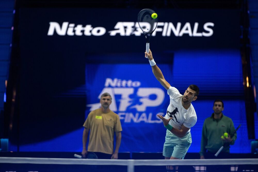 Novak Đoković na treningu u Torinu
