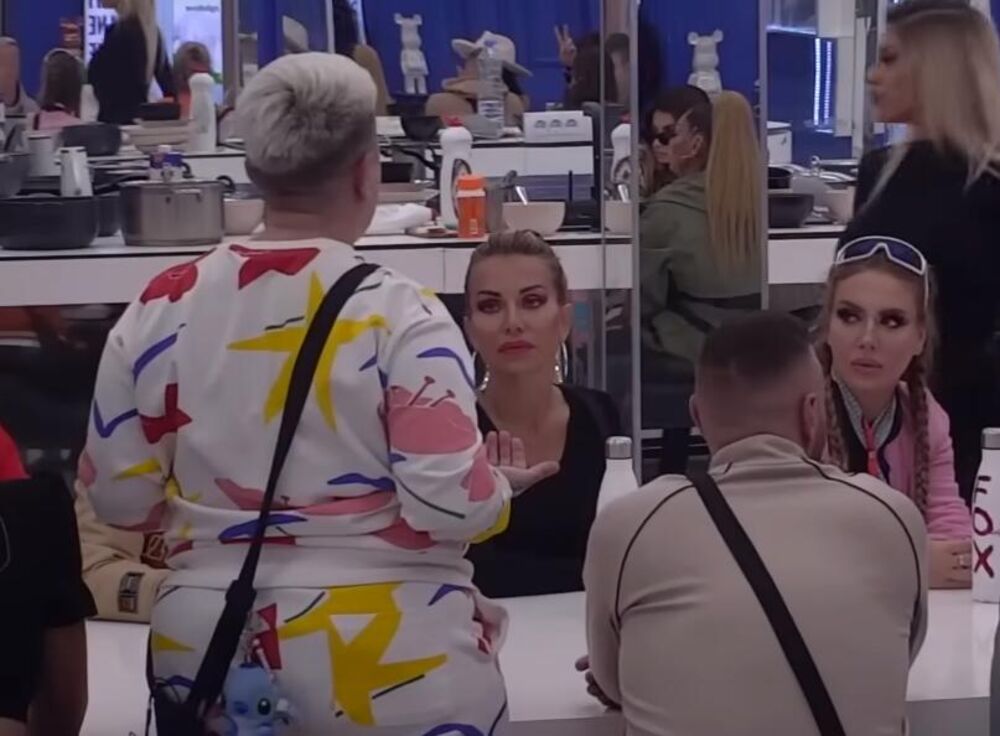 Matora smatra je Bojana njen i Anitin fan