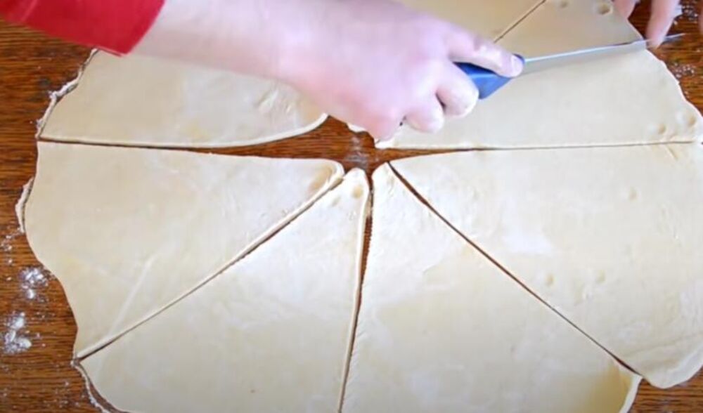 Seckanje testa za Bunar kiflice