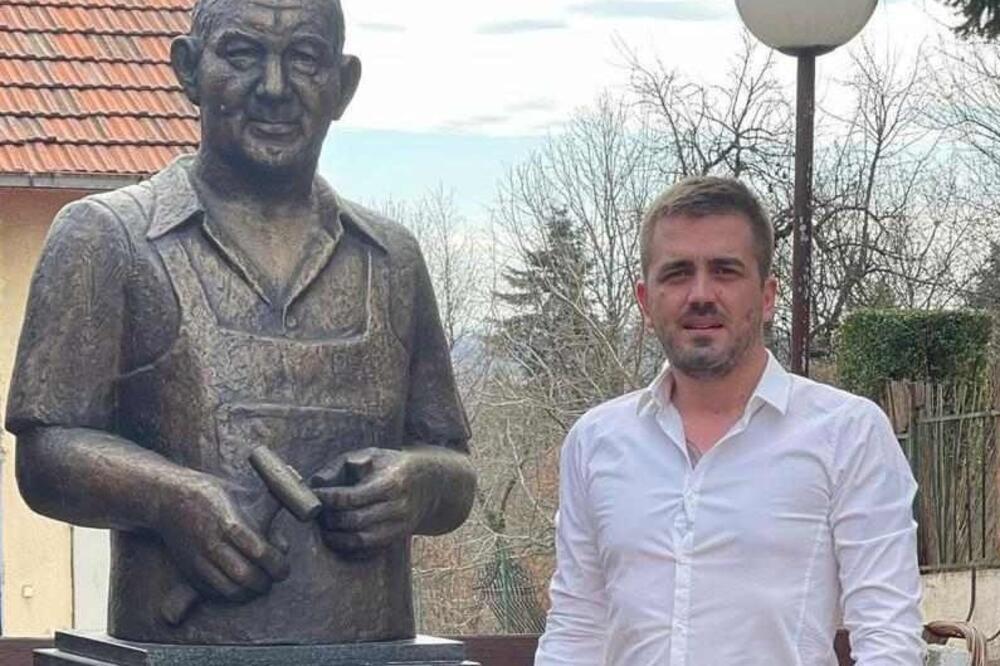 VIDELI STE NJIHOVA DELA, A NE ZNATE DA SU IH ONI NAPRAVILI: Slobodan ide stopama dede, čuvaju tradiciju 100 godina