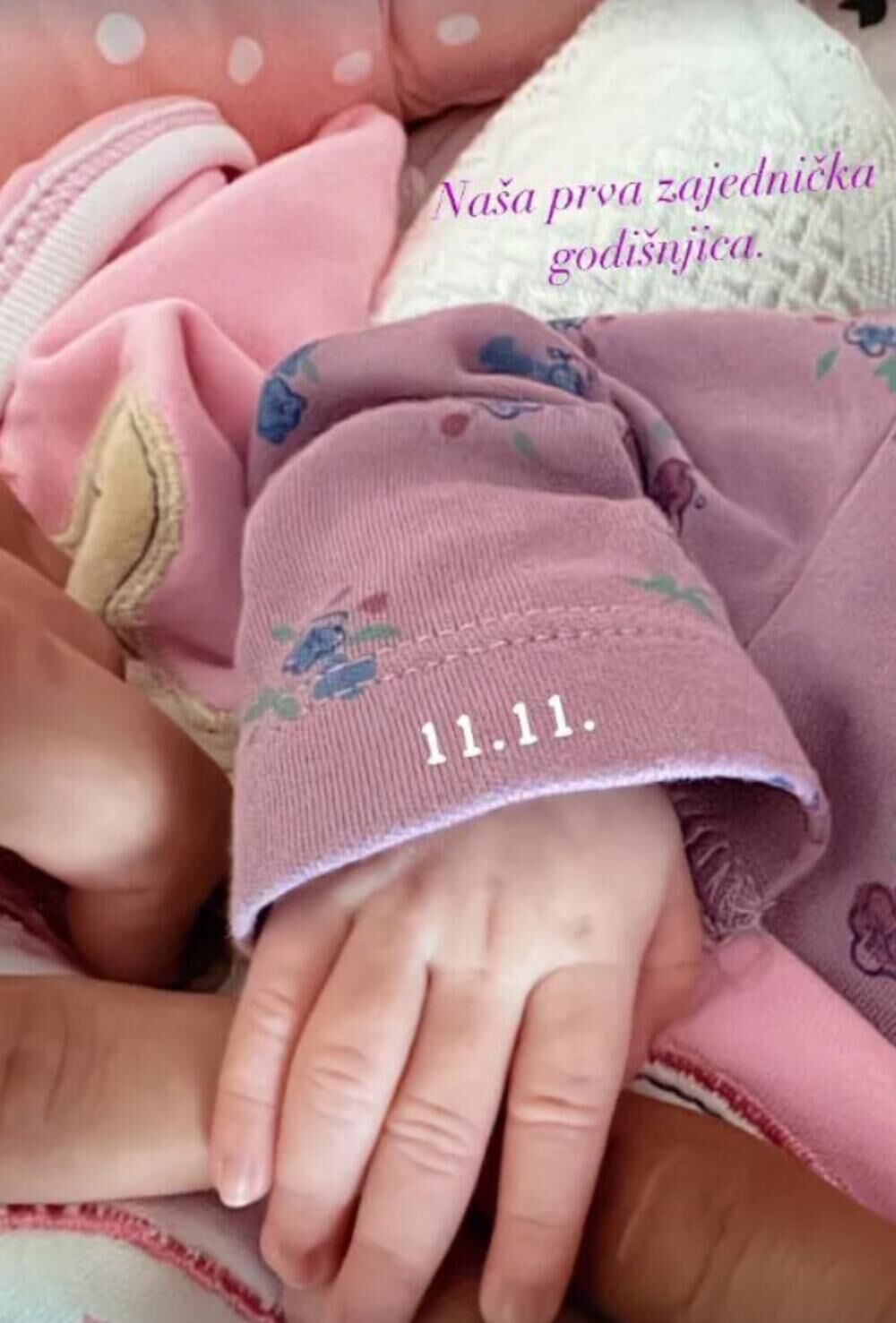 Ovo je poseban dan za pevačicu a fotografija će istopiti i najtvrđa srca