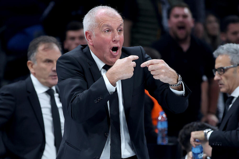 OBRADOVIĆ ZAGRMEO PRED ALBU: Ako hoćemo pobedu, to je neophodno!