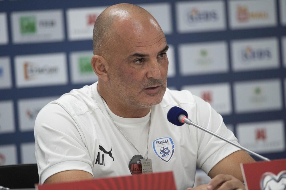 SELEKTOR IZRAELA SKANDALOZNIM REČIMA UVREDIO SRBIJU USRED PRIŠTINE: Odmah reagovao ambasador! (FOTO)