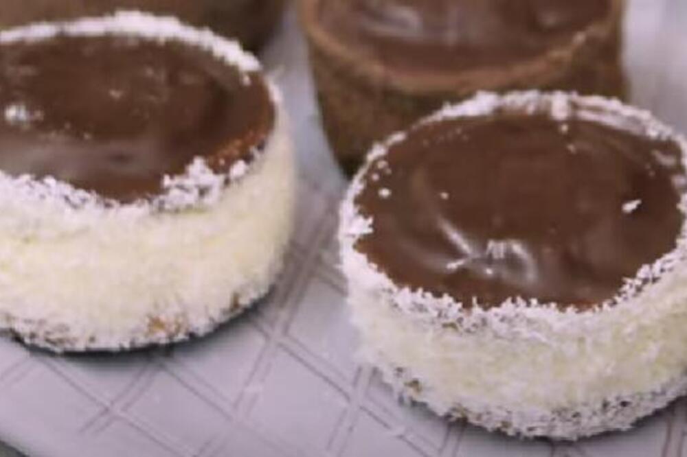 STARINSKE RUSKE KAPE SA JAFOM: Najkremastiji kolač za slavu - recept koji ne pada u zaborav