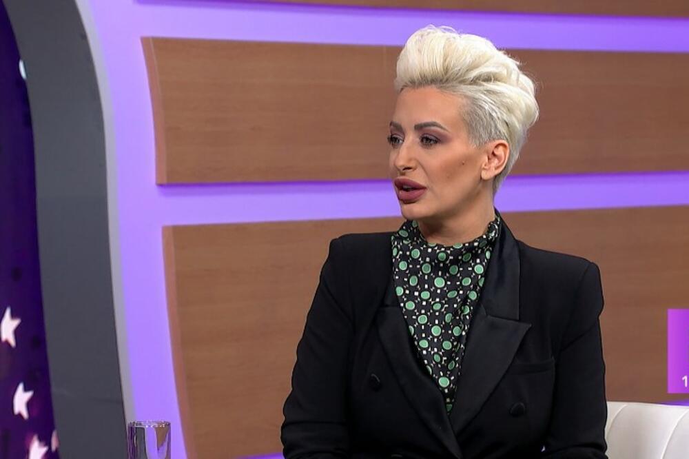 "KAJEM SE I IZVINI SU MALE REČI..." Dušica se RASPLAKALA PRED KAMERAMA zbog odlaska sa Pinka, pa izustila samo OVO