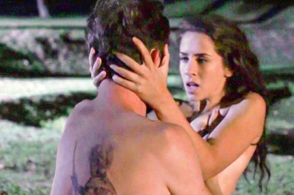 OVO JE NAJJAČA EKSPLICITNA SCENA, IVANA JE TAD POKAZALA UMEĆE! Naciji oči ispale K'O SARME, sve gledali na EKRANIMA