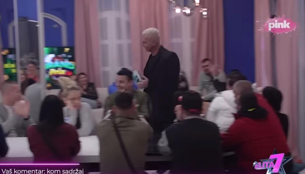 Nakon više od 10 meseci pauze pojavio se Milan i ostavio sve u šoku