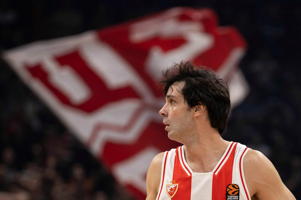 "NEKAKO JE LEPO KADA VIDIŠ DA NEKO CENI TO TVOJE ZALAGANJE!" Teodosić o atmosferi i povredama saigrača (VIDEO)